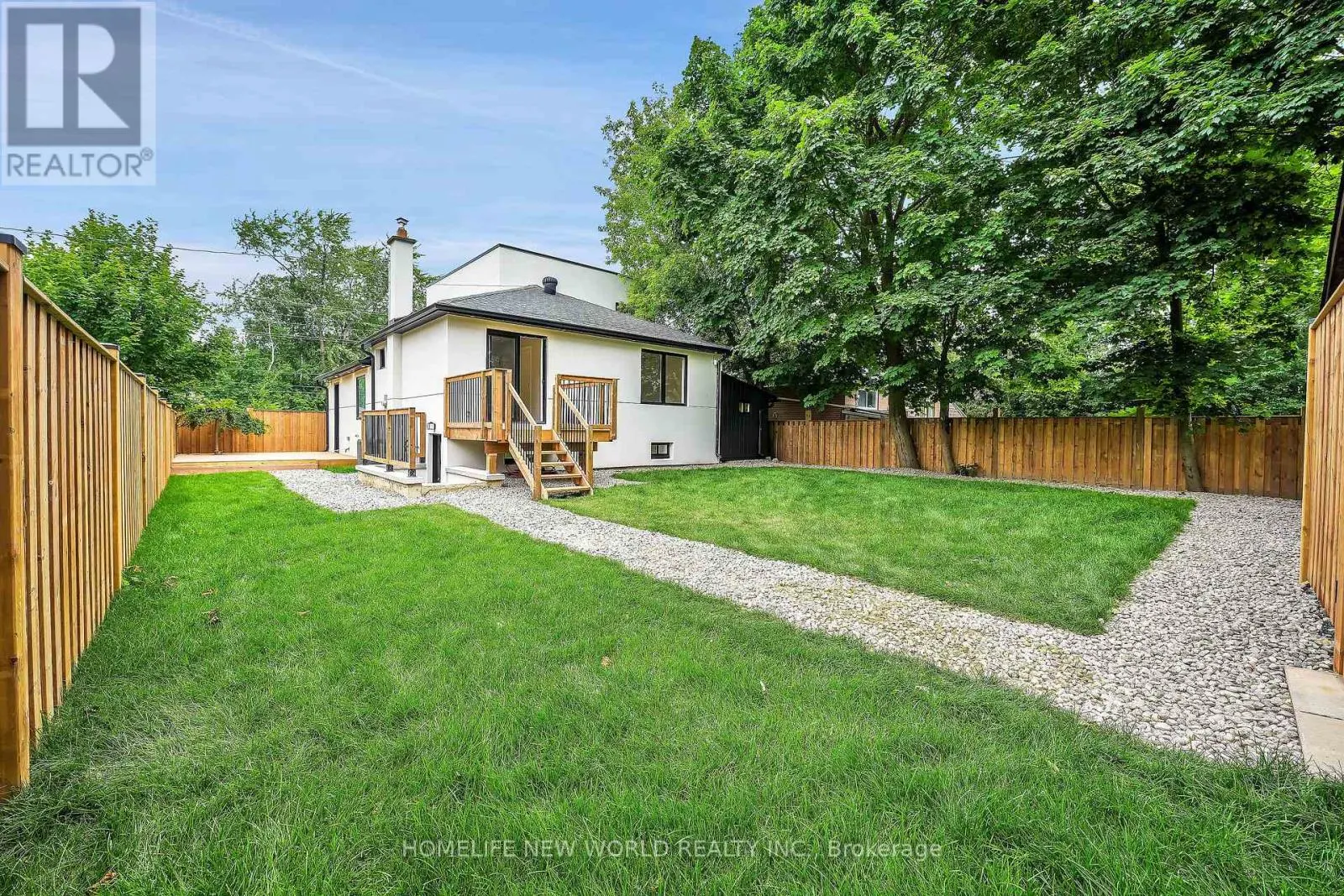 105 MURRAY DRIVE