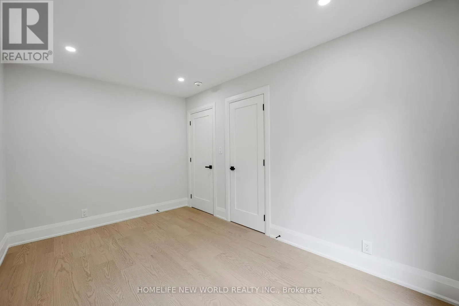 105 MURRAY DRIVE