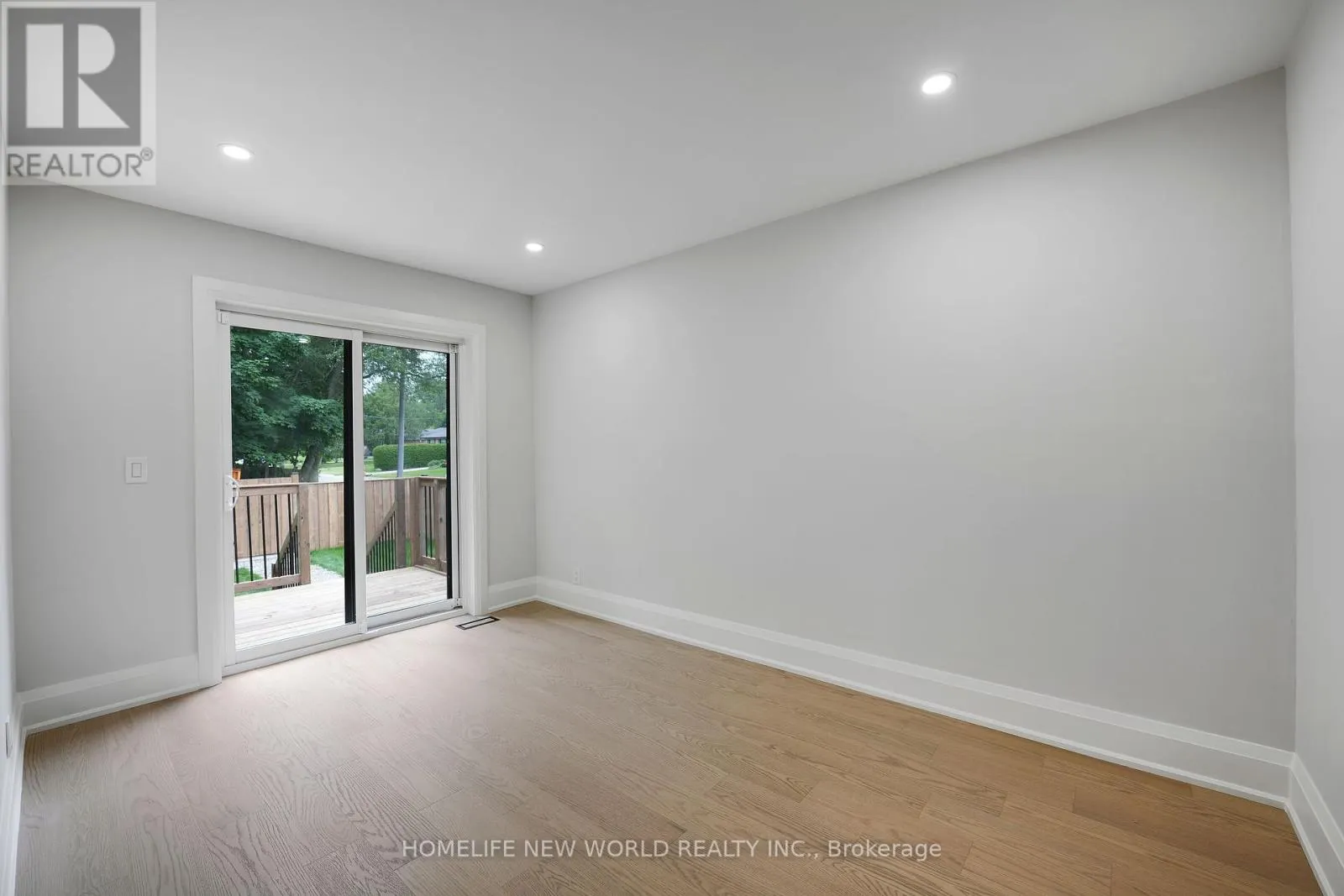 105 MURRAY DRIVE