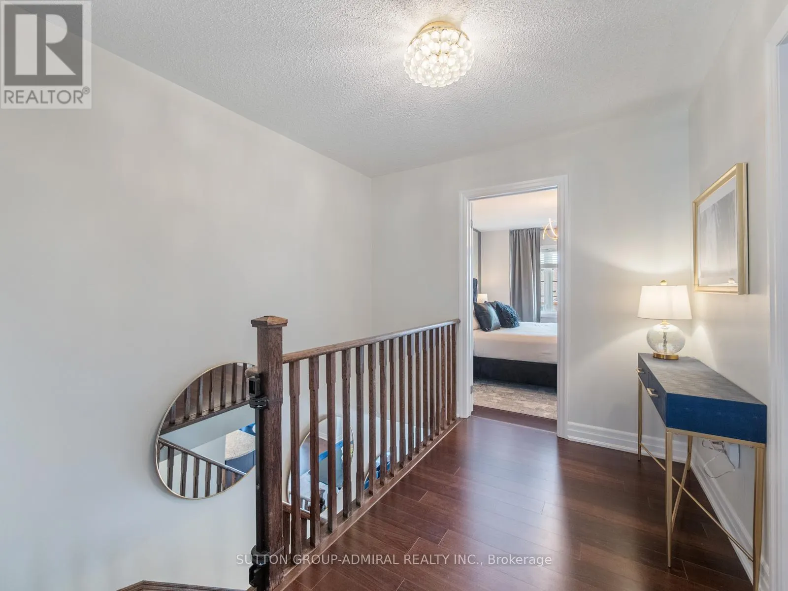49 BEVERLEY GLEN BOULEVARD