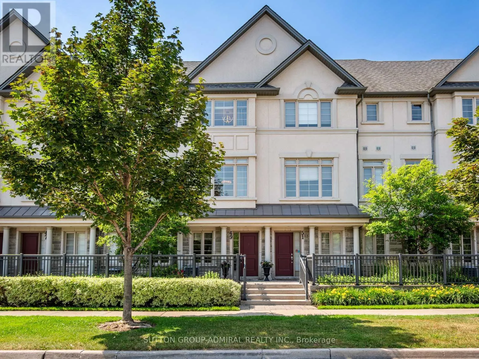 49 BEVERLEY GLEN BOULEVARD