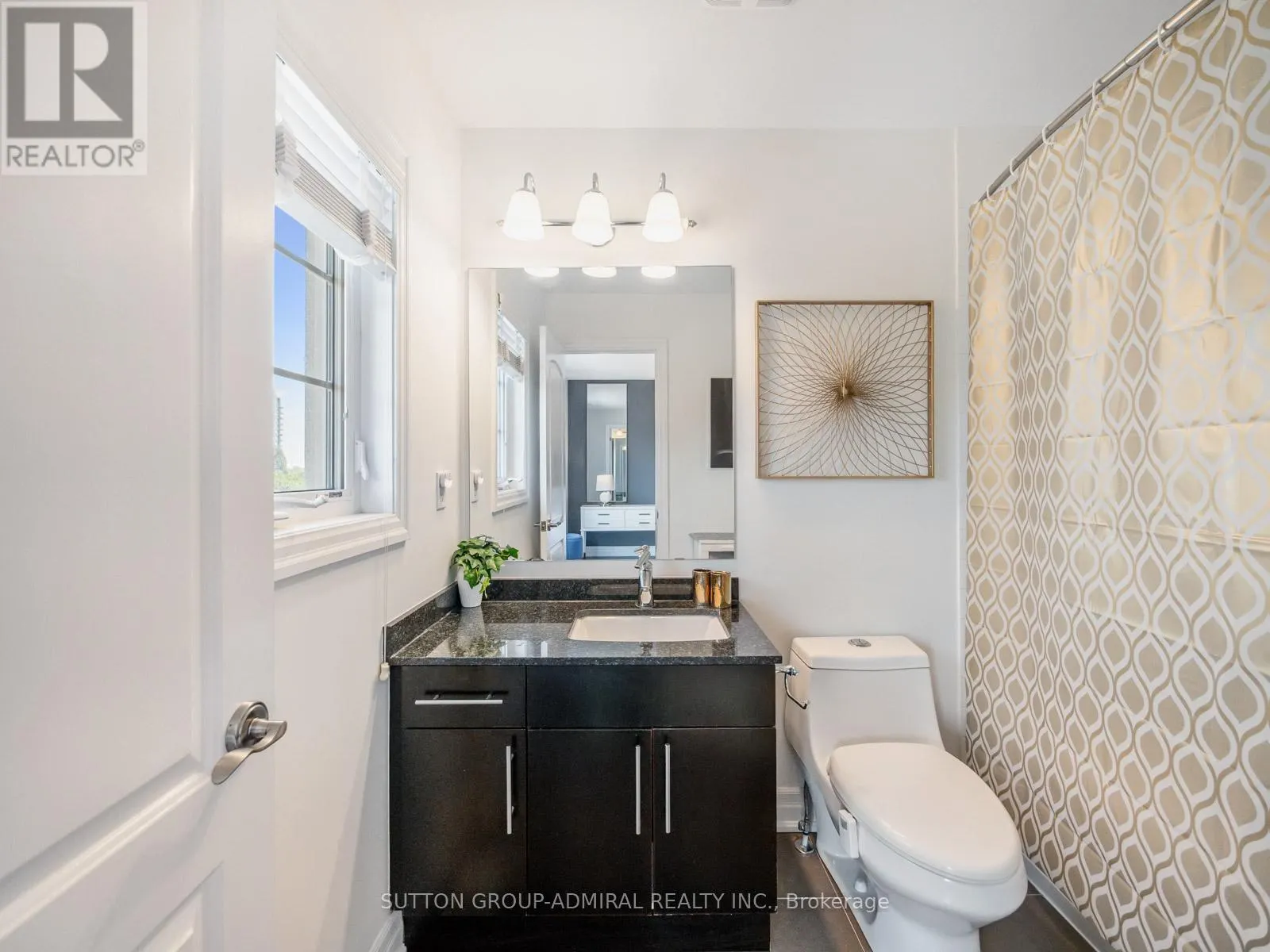 49 BEVERLEY GLEN BOULEVARD