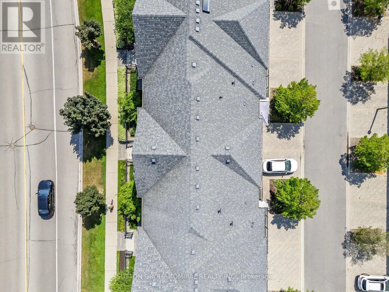49 BEVERLEY GLEN BOULEVARD