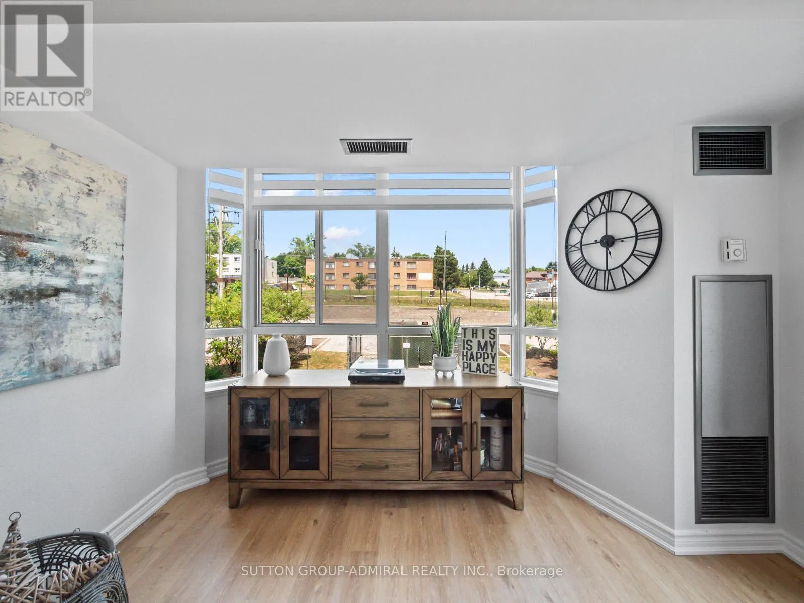 204 - 270 DAVIS DRIVE