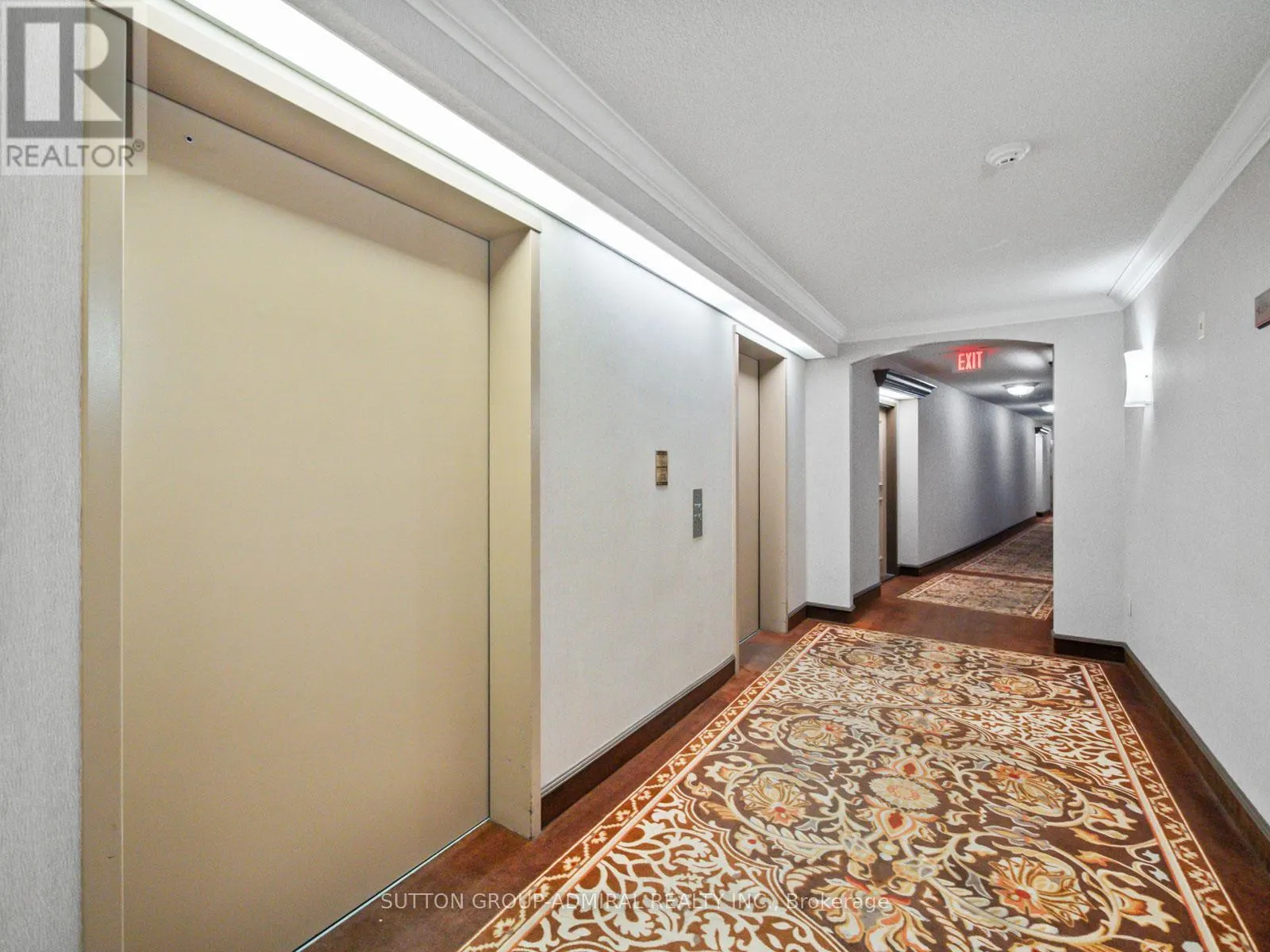 204 - 270 DAVIS DRIVE