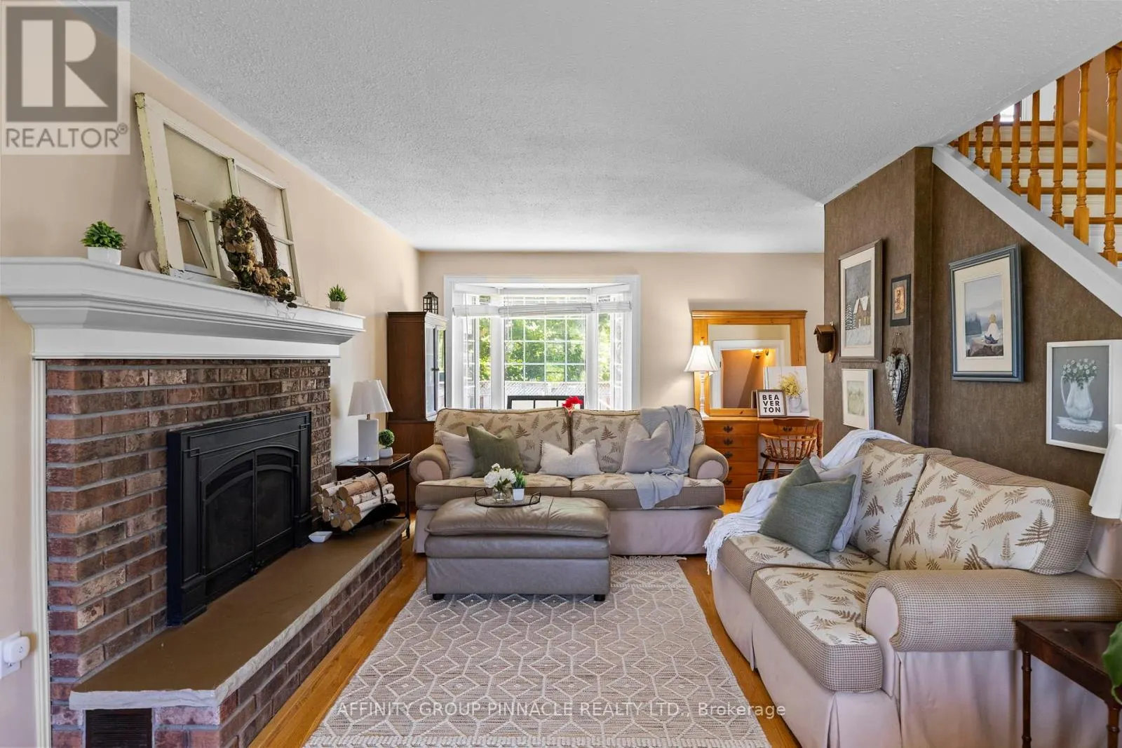 431 DUNDAS STREET