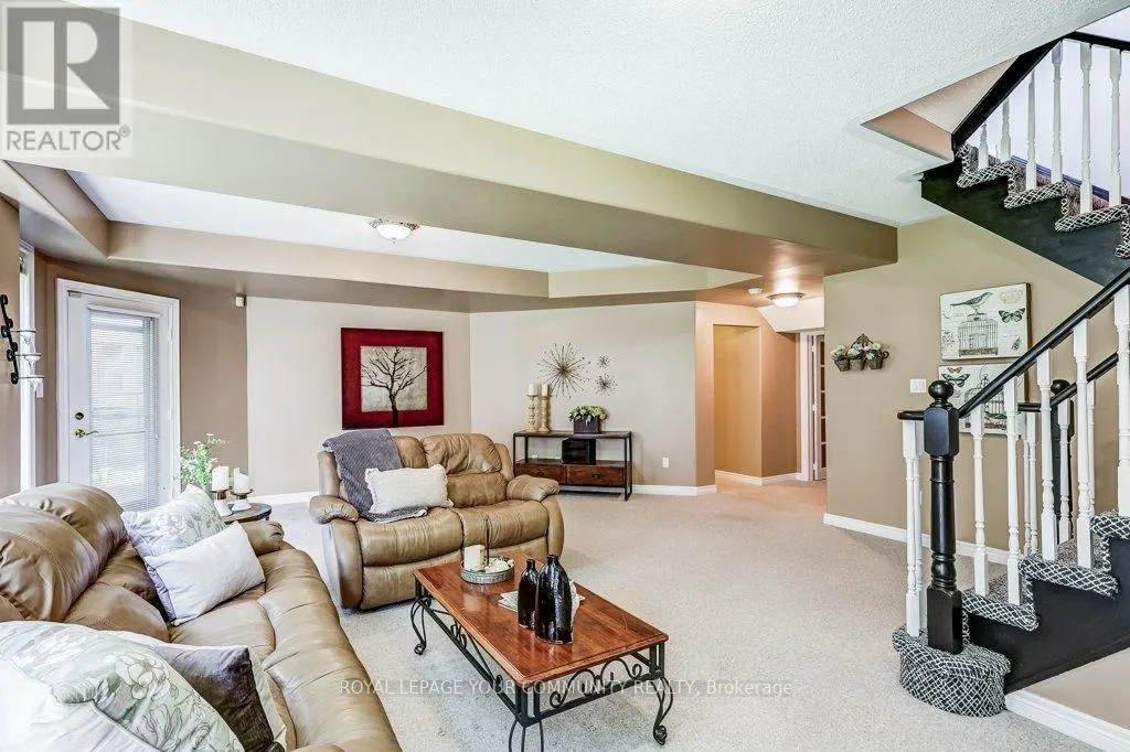 735 MADELINE HEIGHTS