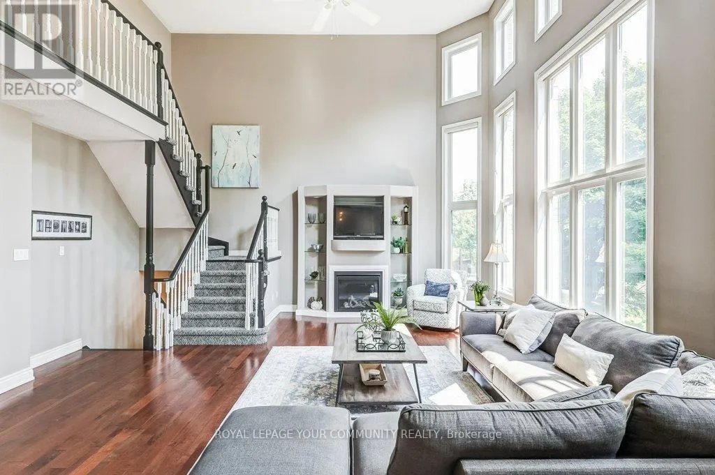 735 MADELINE HEIGHTS