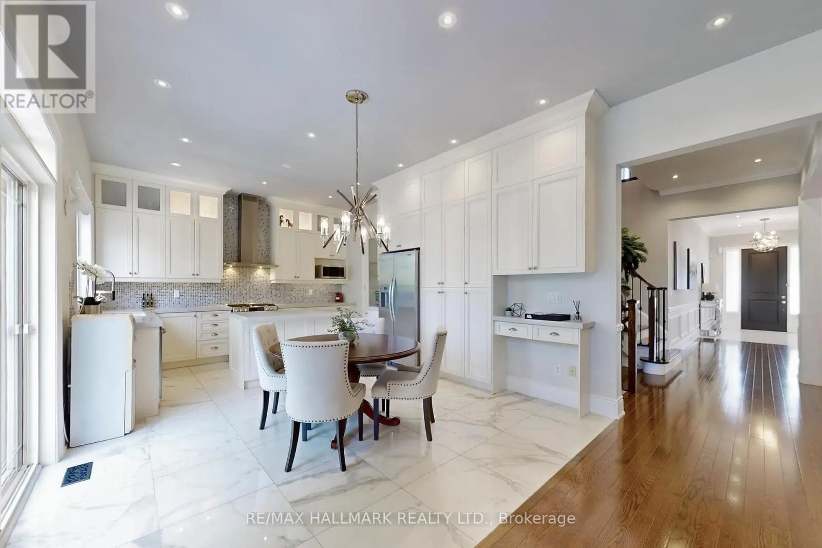 27 EMERALD HEIGHTS DRIVE