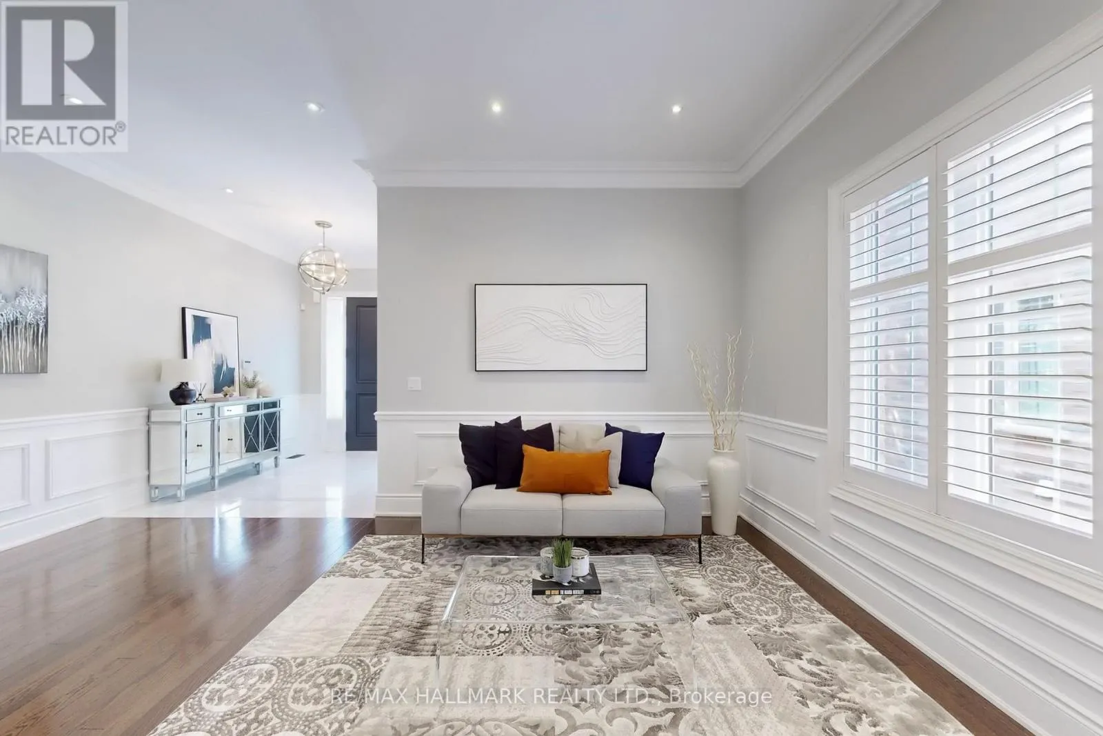 27 EMERALD HEIGHTS DRIVE