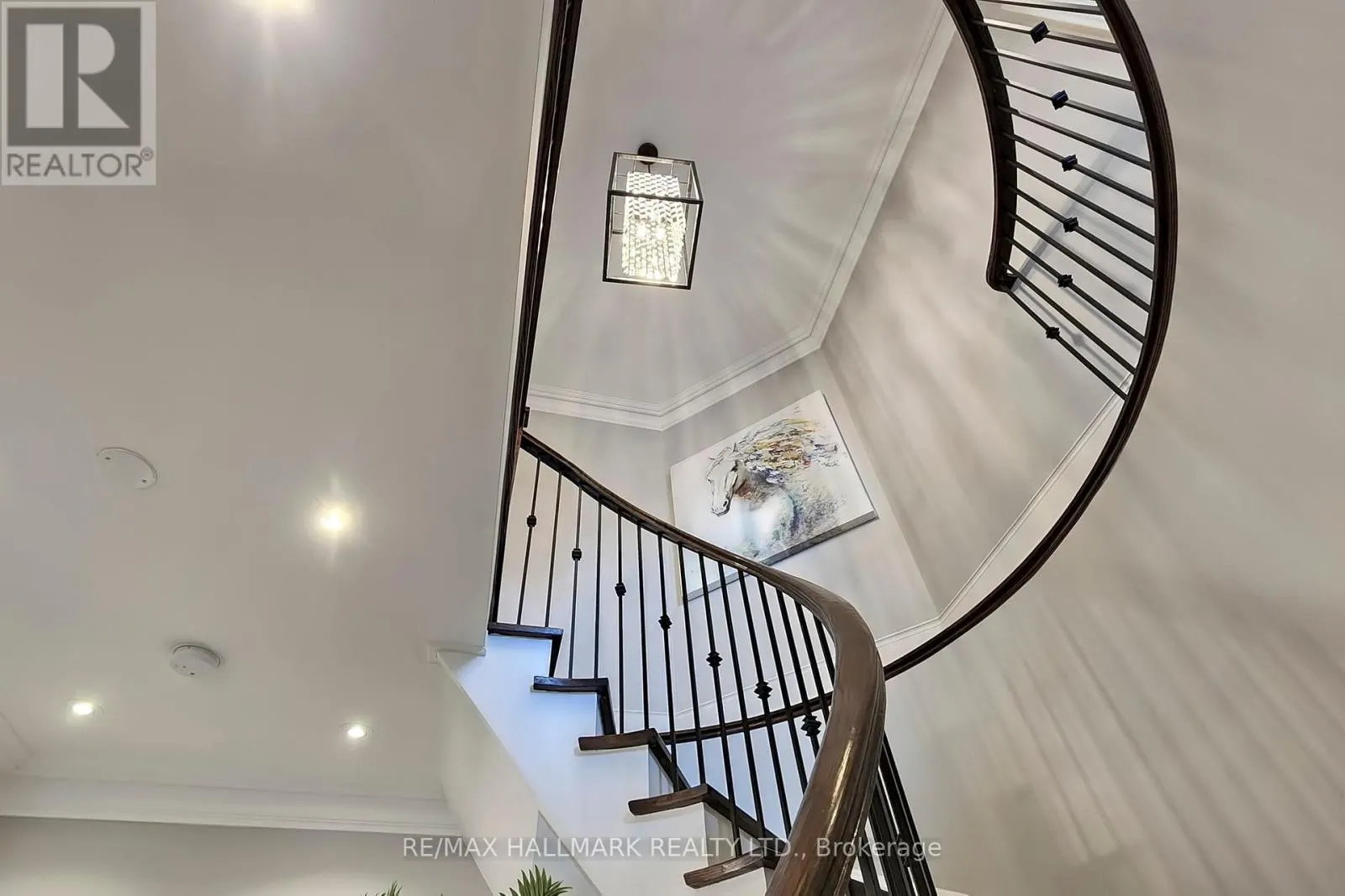 27 EMERALD HEIGHTS DRIVE