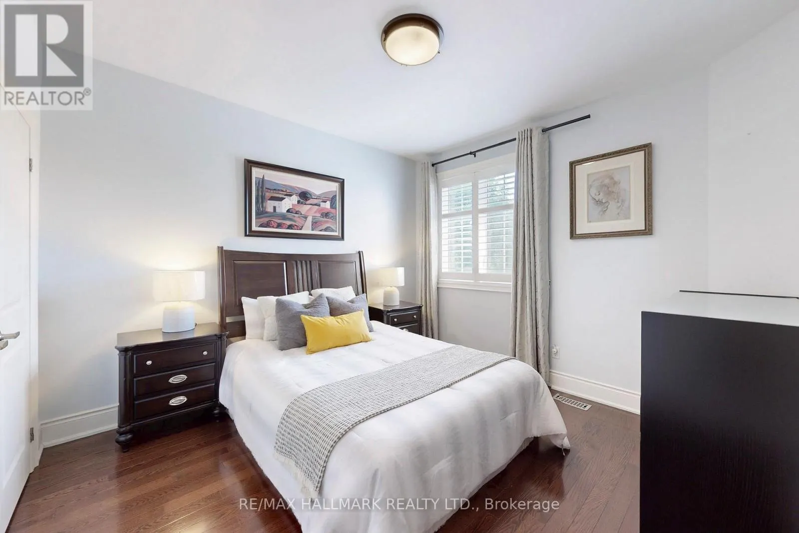 27 EMERALD HEIGHTS DRIVE