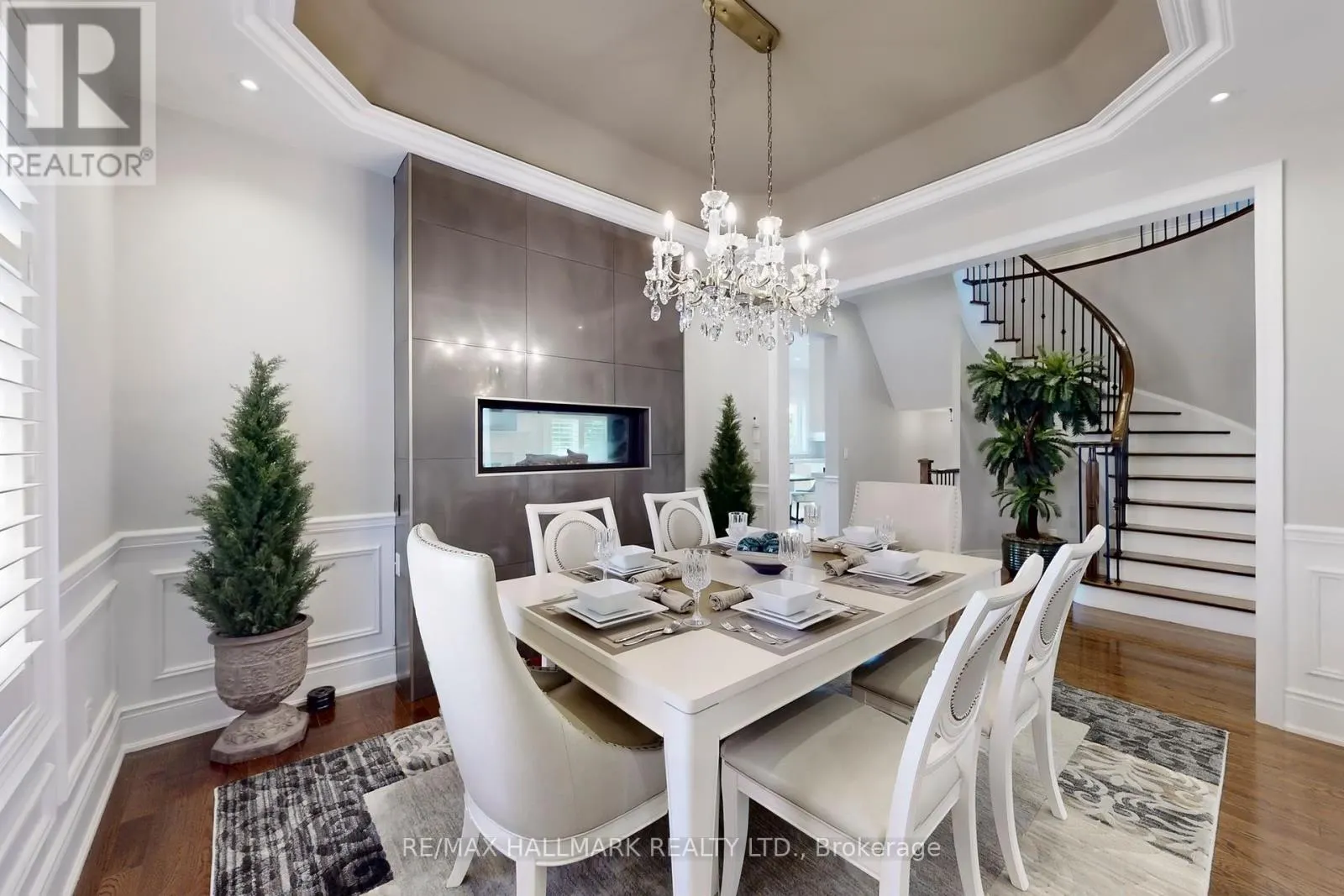 27 EMERALD HEIGHTS DRIVE