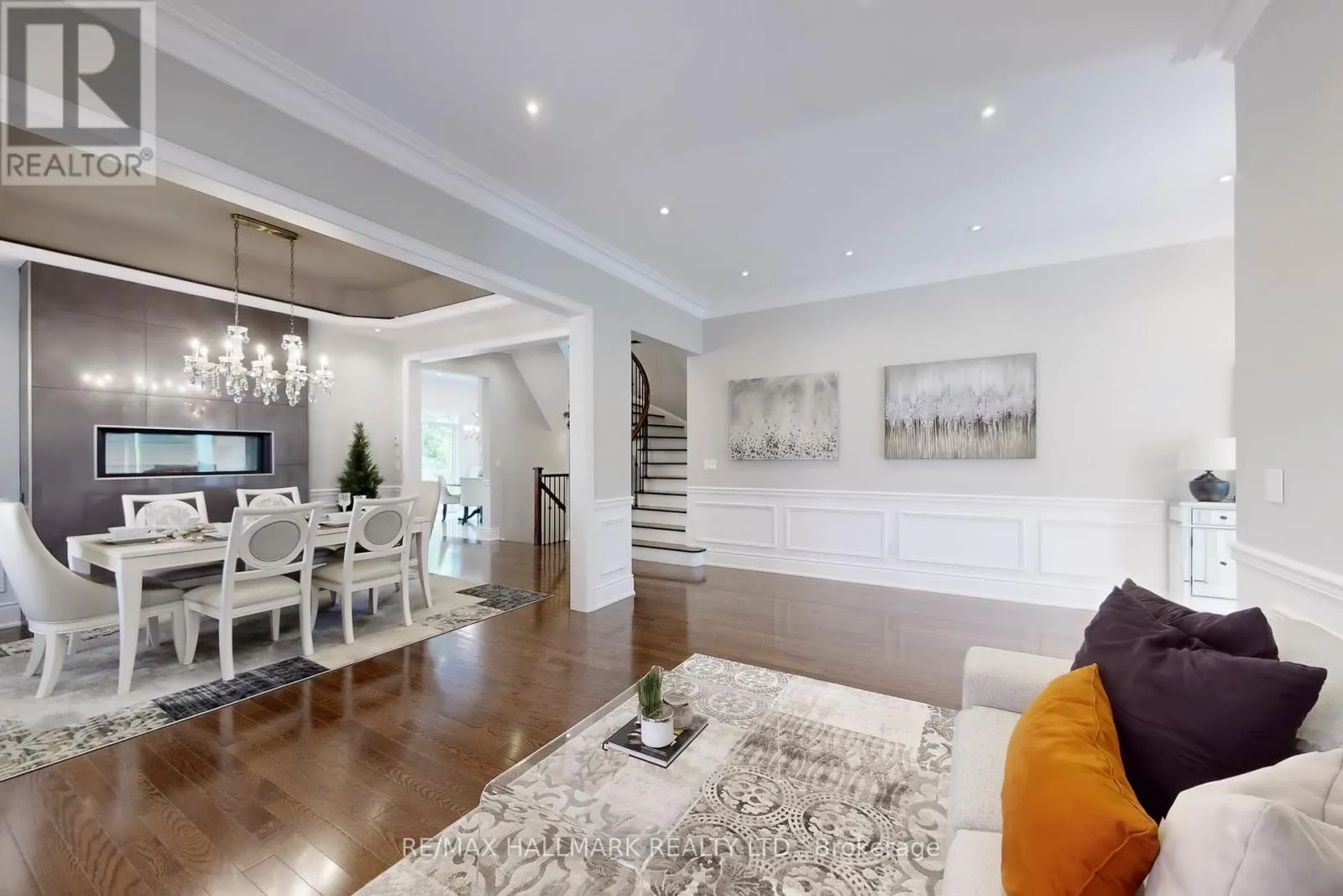 27 EMERALD HEIGHTS DRIVE