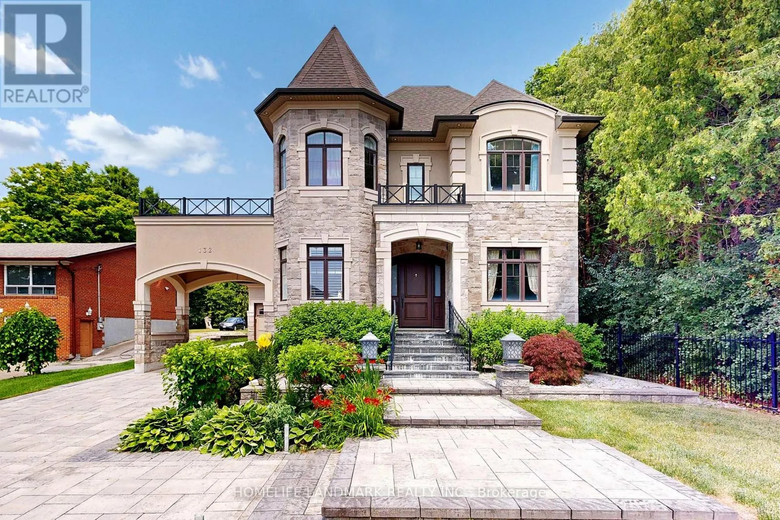 132 PEMBERTON ROAD