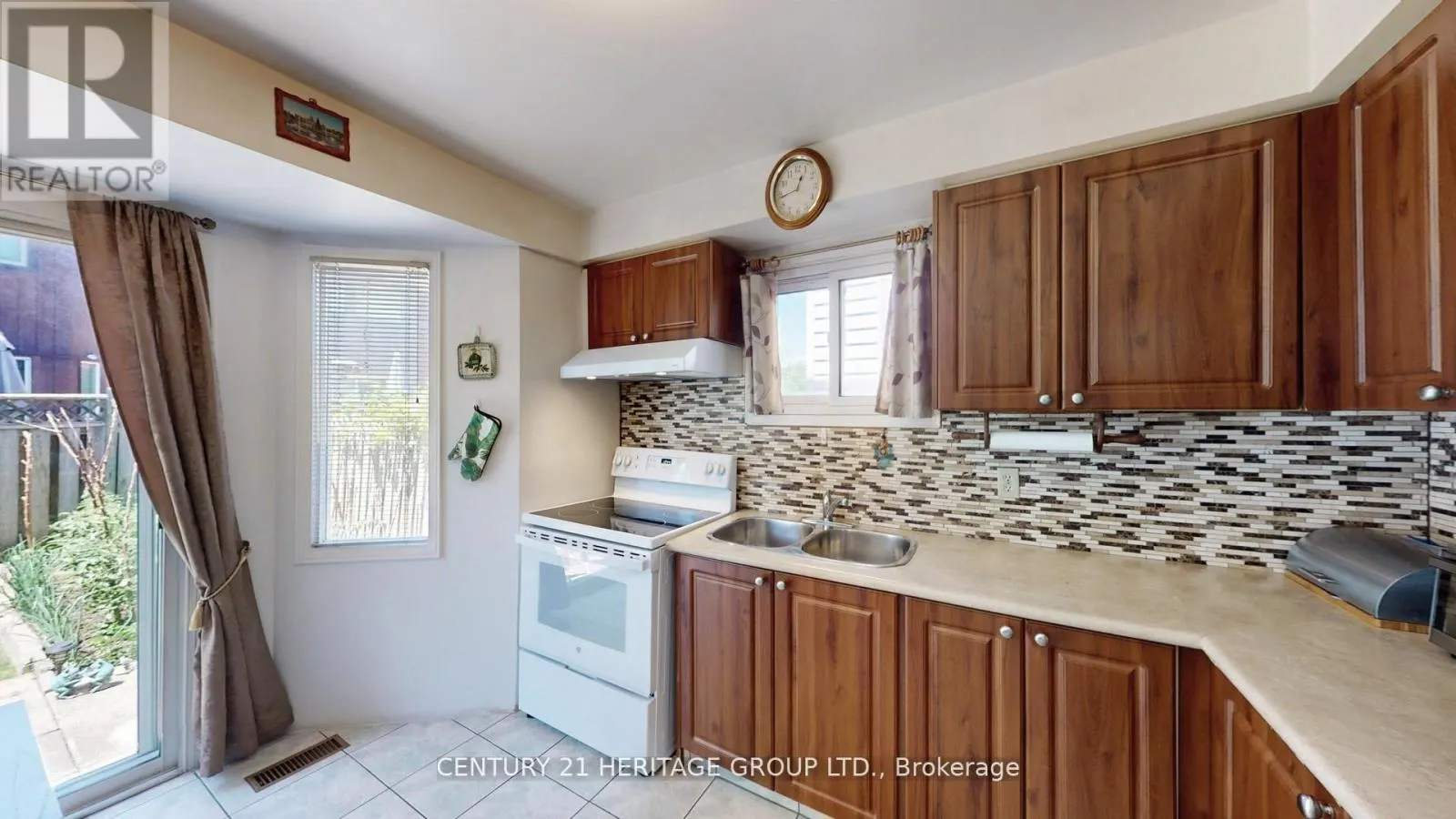 277 ROSEDALE HEIGHTS DRIVE