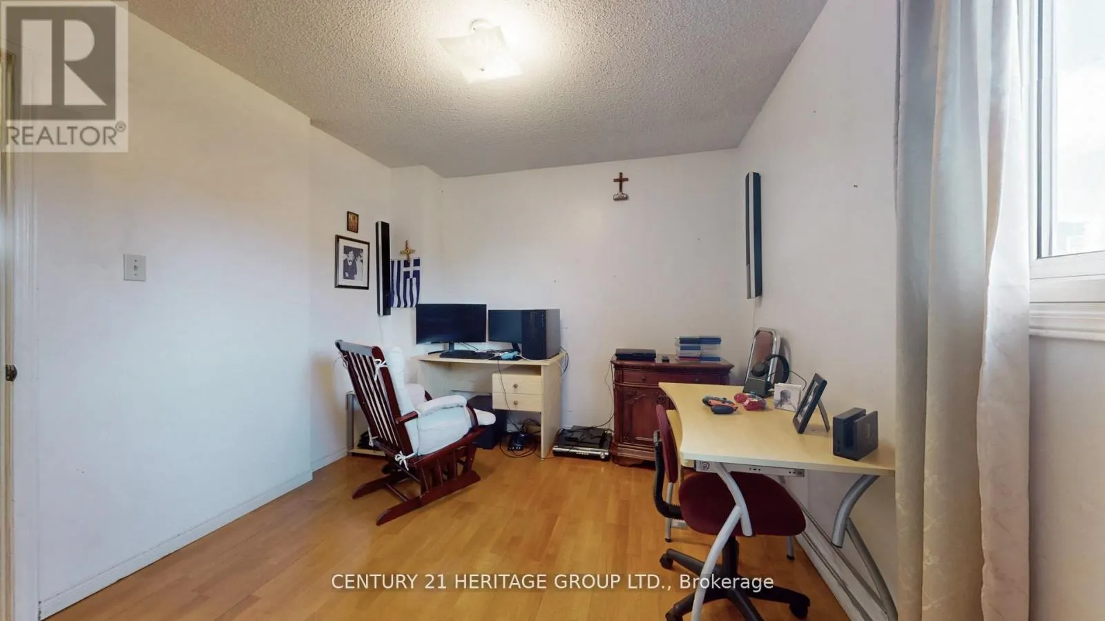 277 ROSEDALE HEIGHTS DRIVE