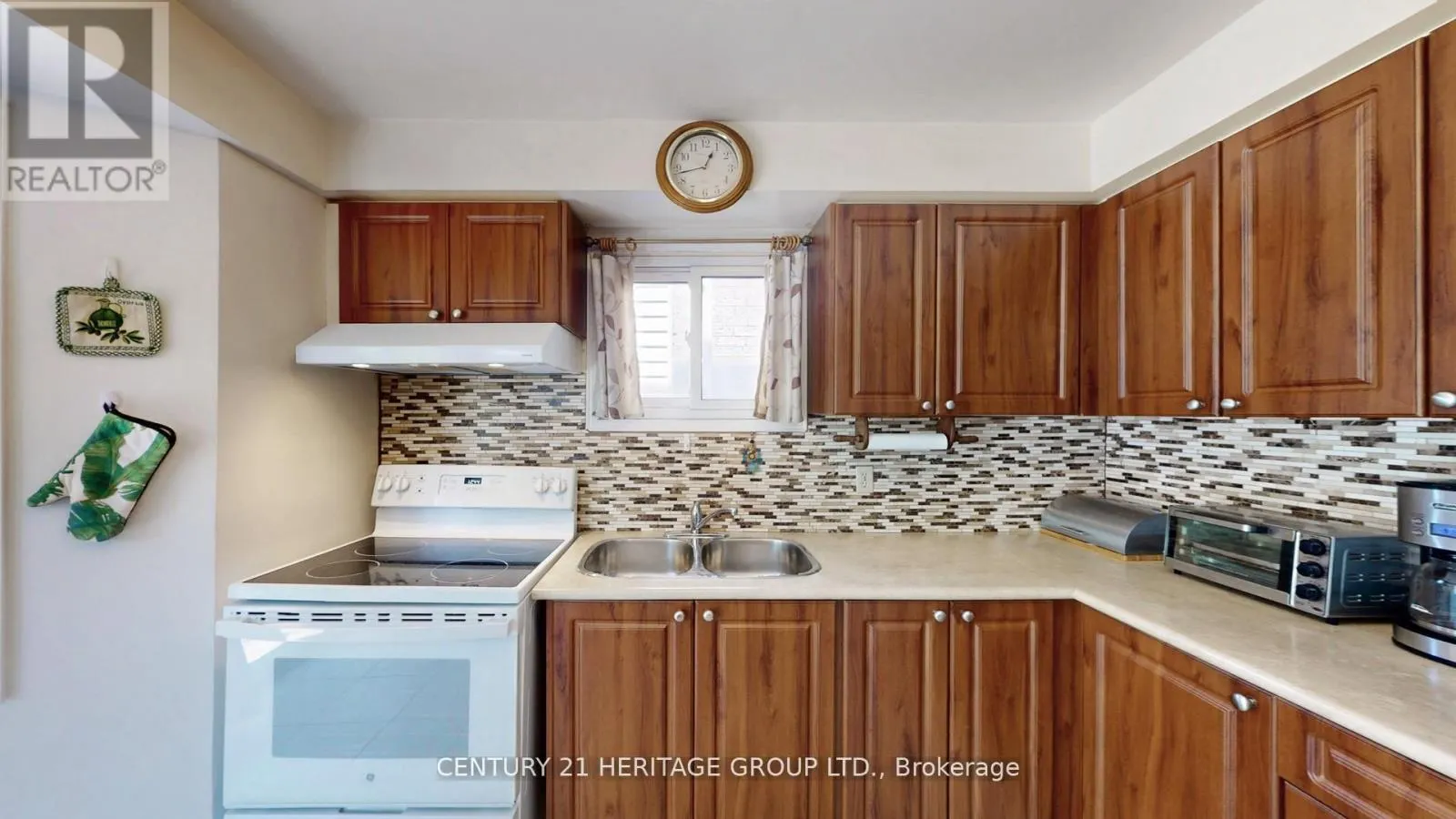 277 ROSEDALE HEIGHTS DRIVE