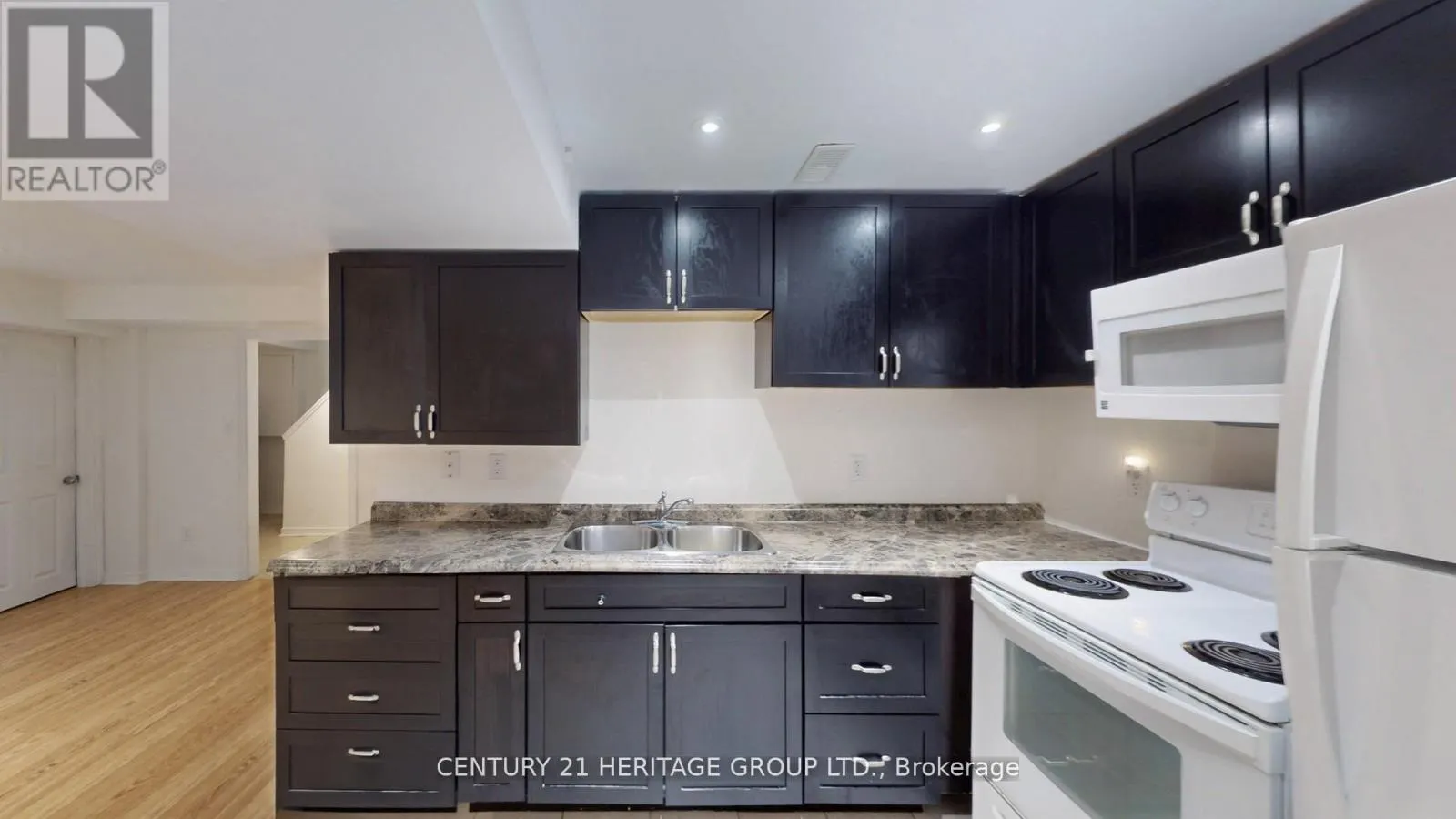 277 ROSEDALE HEIGHTS DRIVE