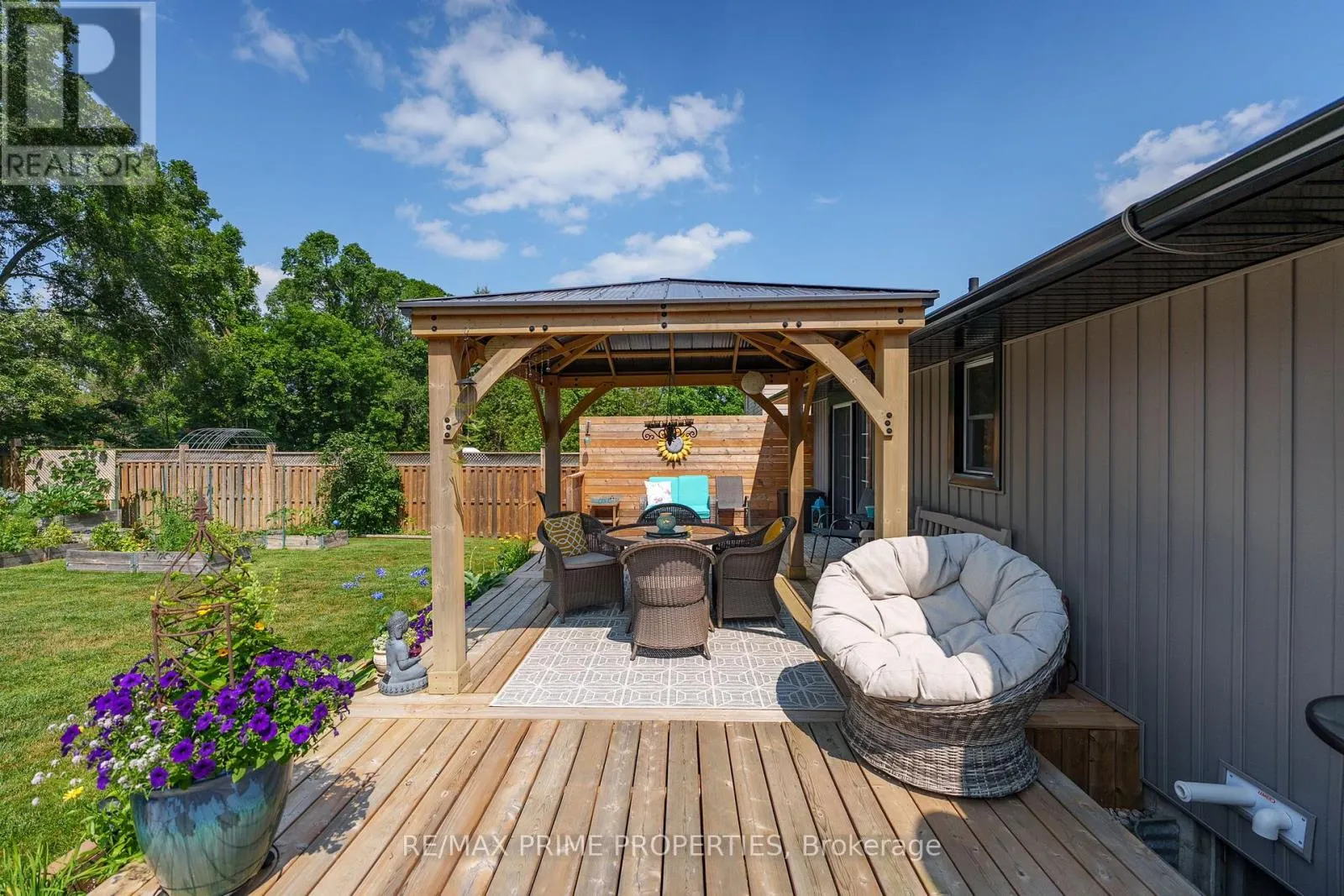 292 ZEPHYR ROAD