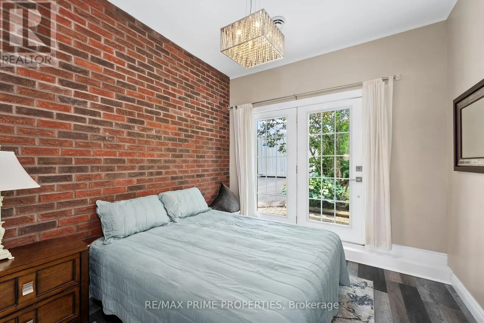 292 ZEPHYR ROAD