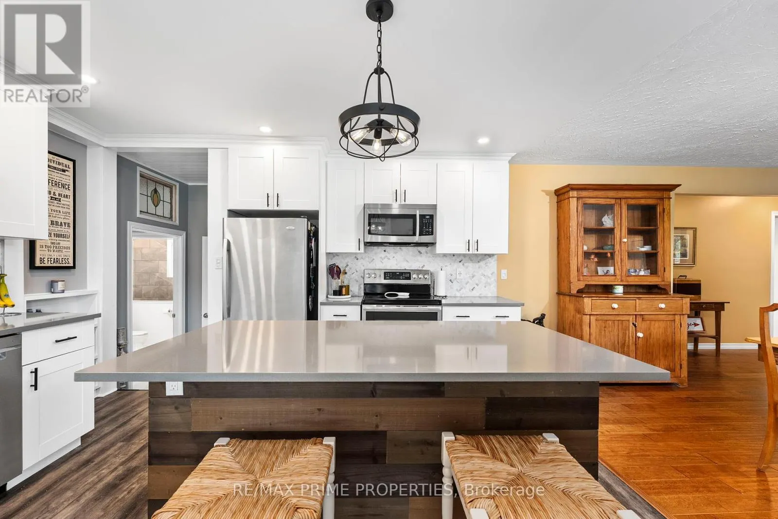 292 ZEPHYR ROAD