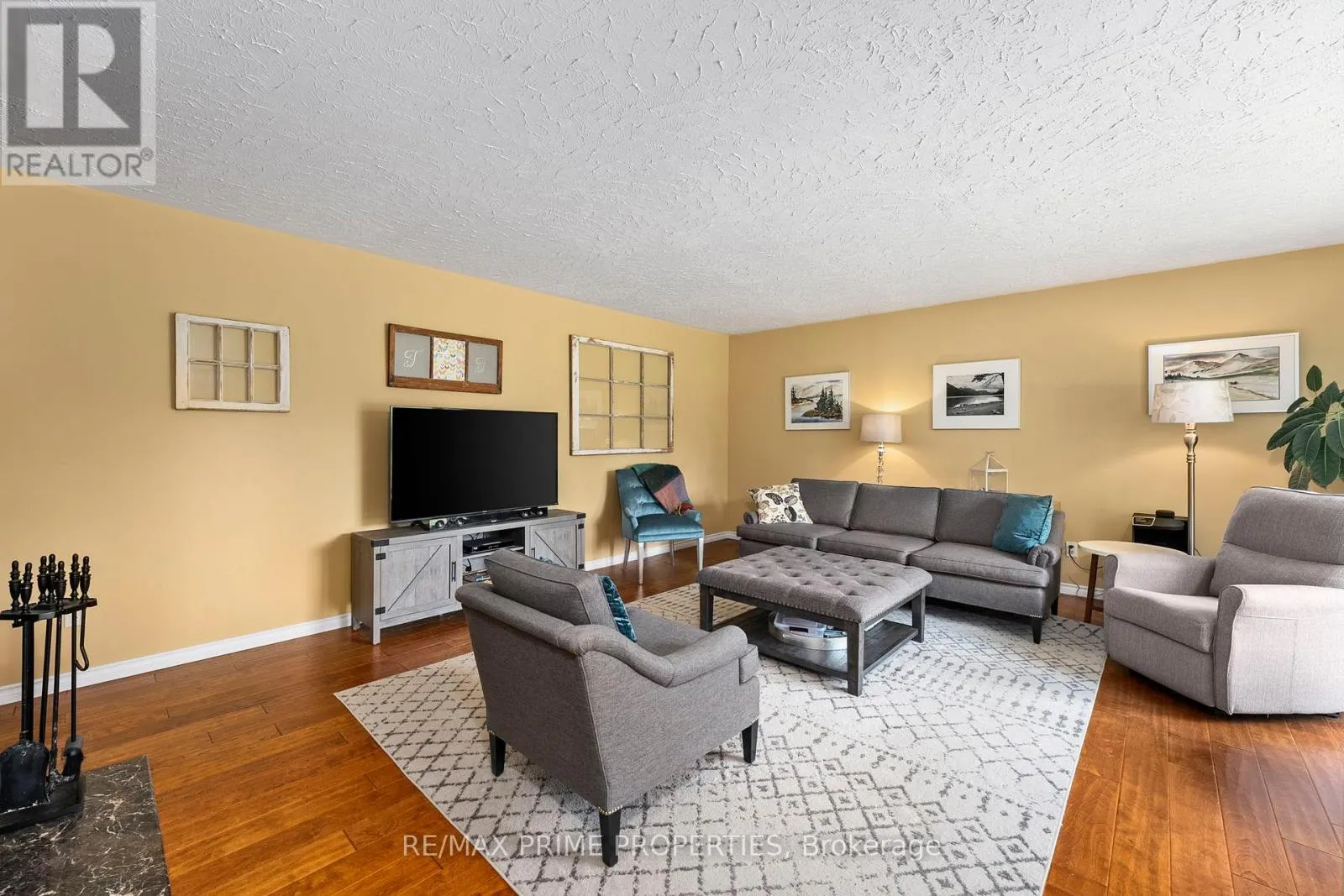292 ZEPHYR ROAD