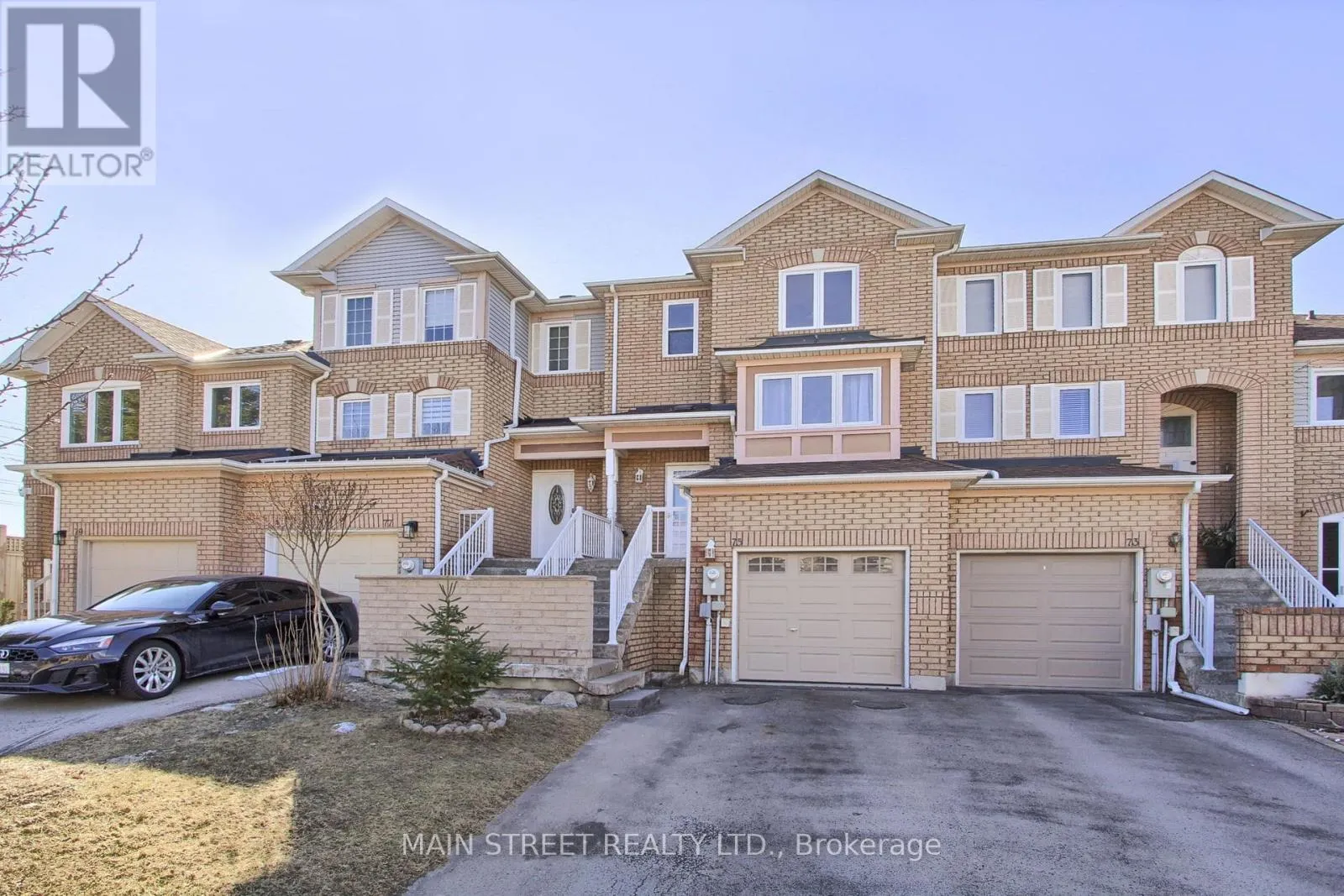 75 BAYWELL CRESCENT