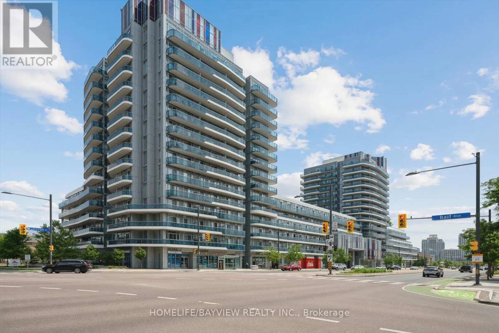 220 - 9471 YONGE STREET
