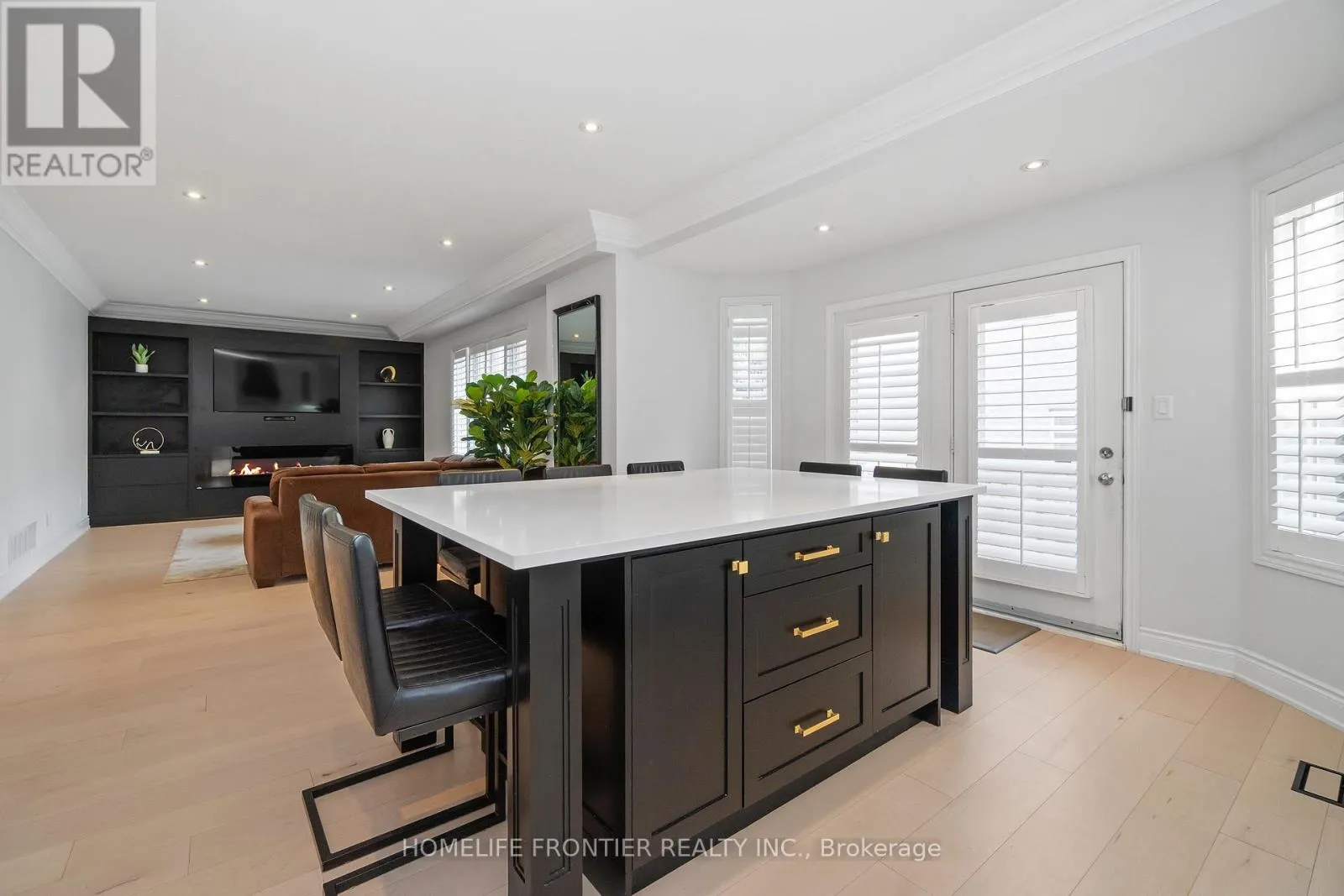 161 LAWRIE ROAD