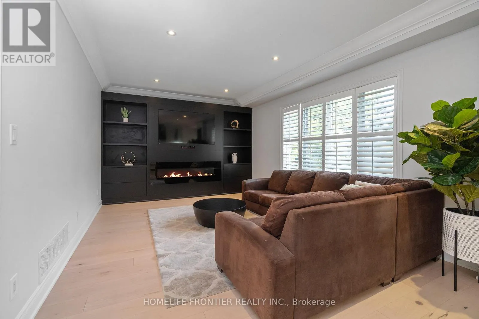 161 LAWRIE ROAD