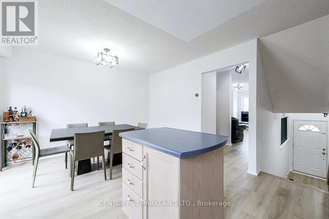 26 KELSO CRESCENT