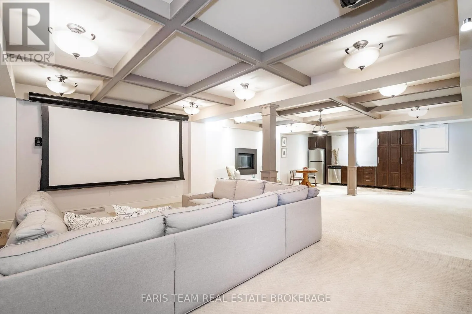 1023 NELLIE LITTLE CRESCENT