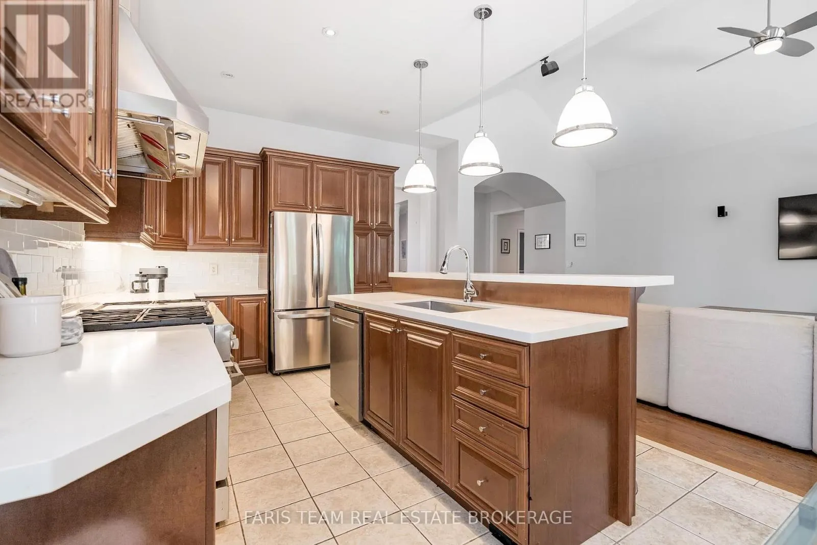 1023 NELLIE LITTLE CRESCENT