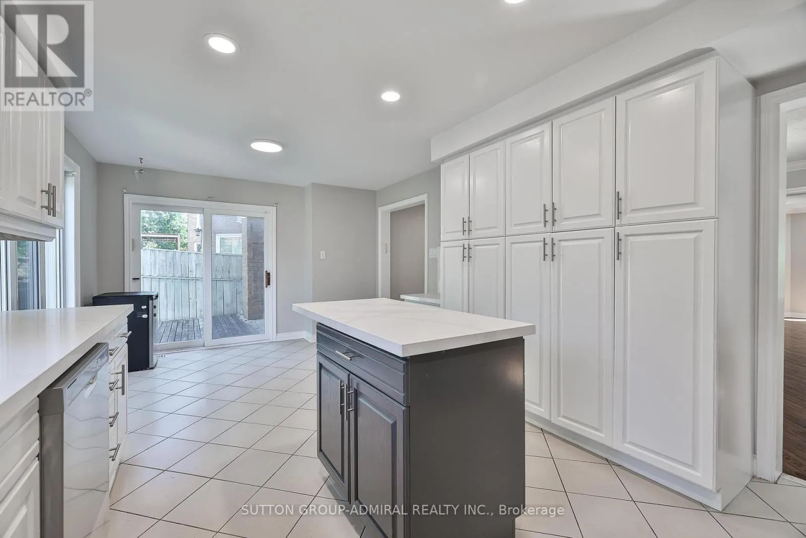 27 GREEN ACRES ROAD
