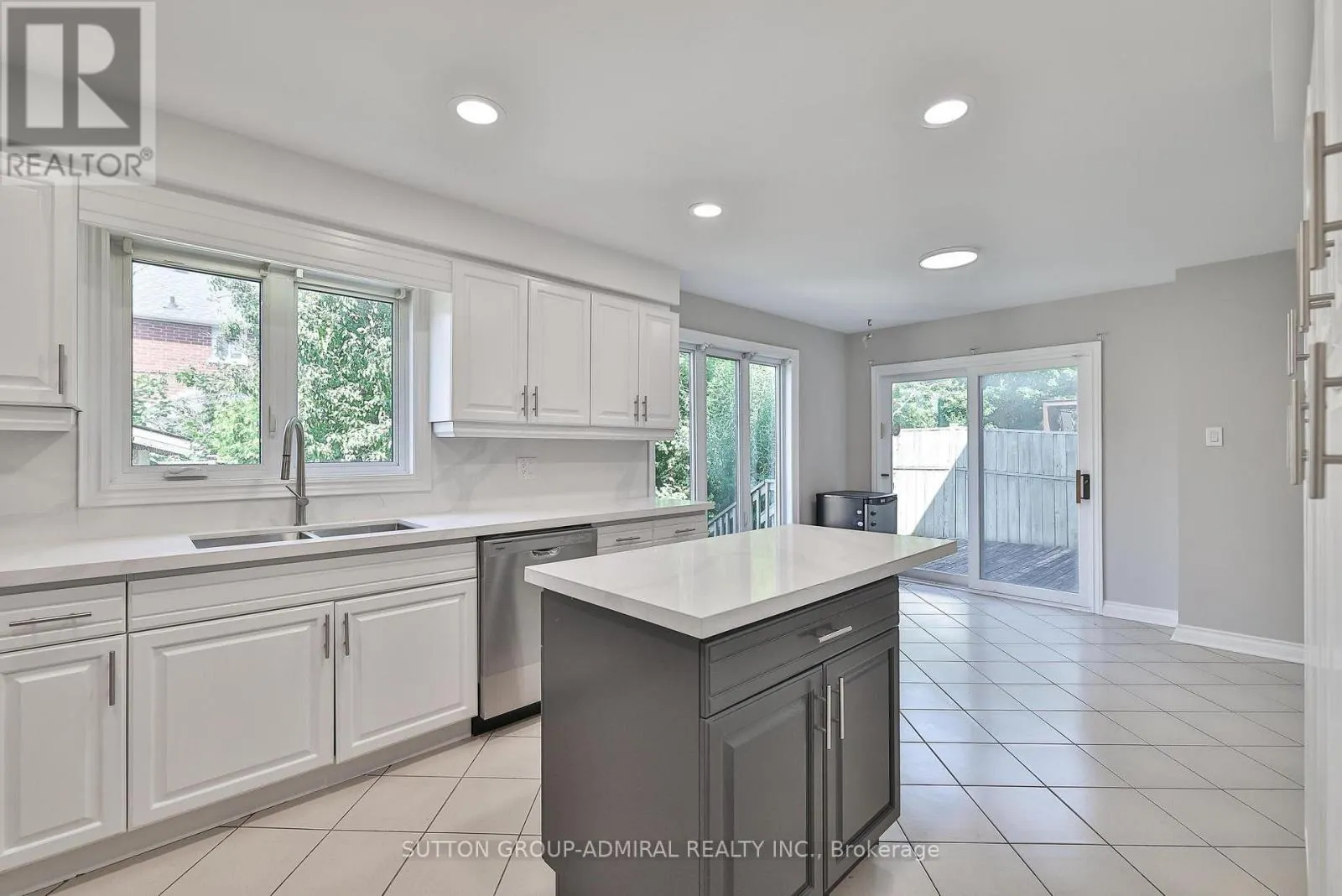 27 GREEN ACRES ROAD