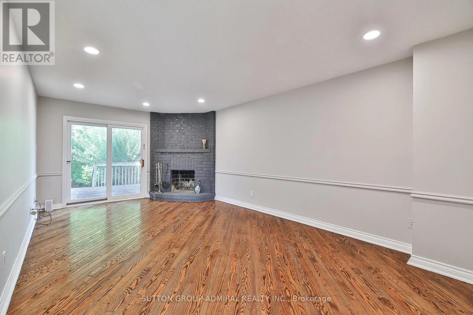 27 GREEN ACRES ROAD