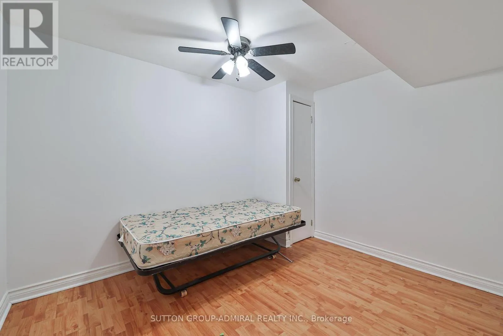 27 GREEN ACRES ROAD