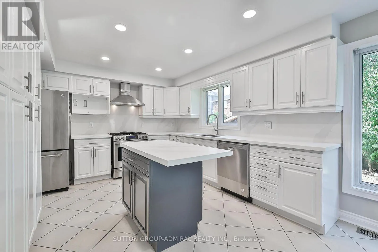 27 GREEN ACRES ROAD