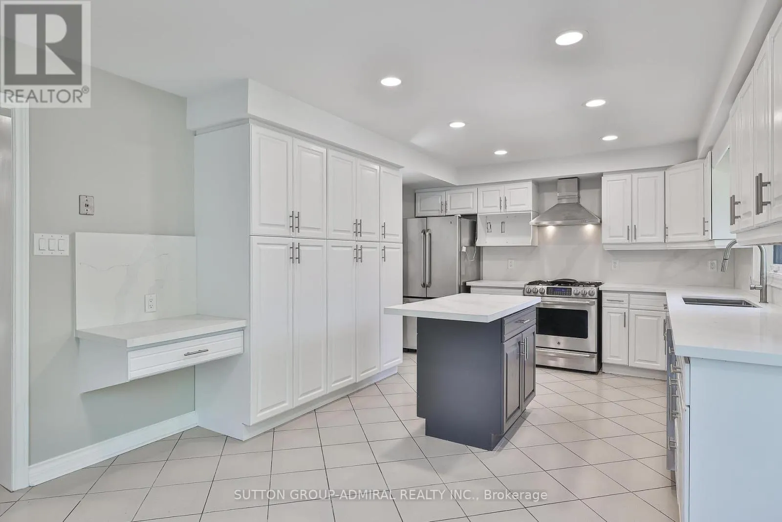 27 GREEN ACRES ROAD