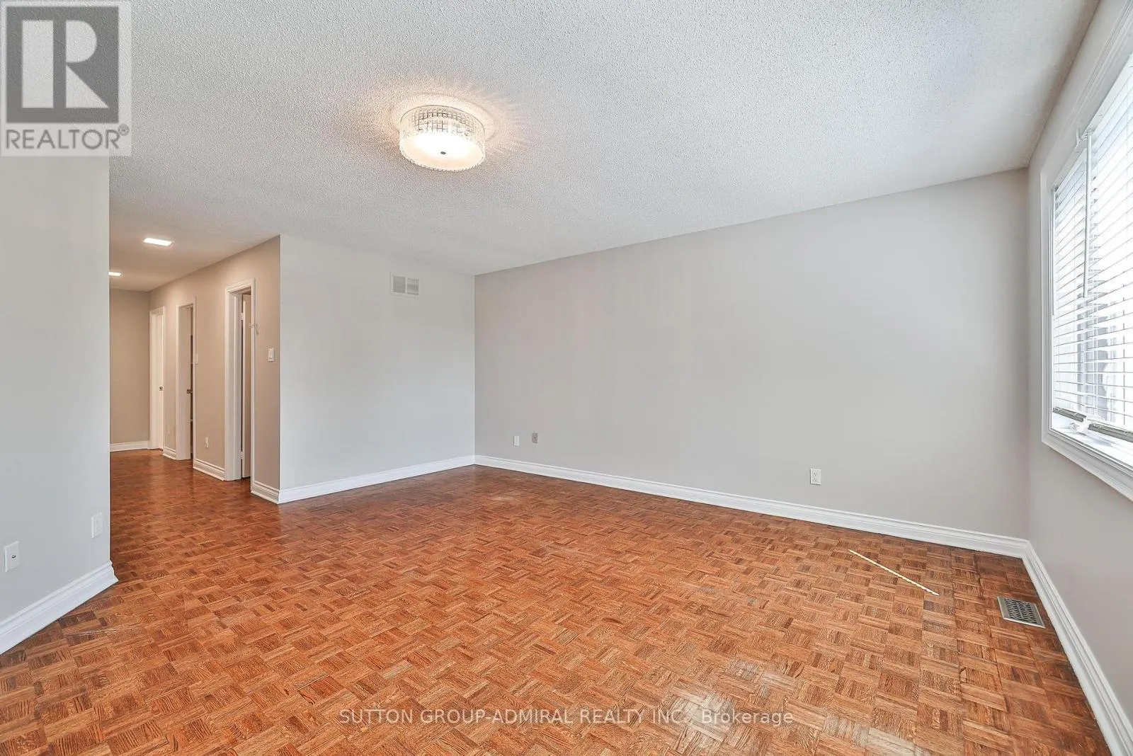 27 GREEN ACRES ROAD