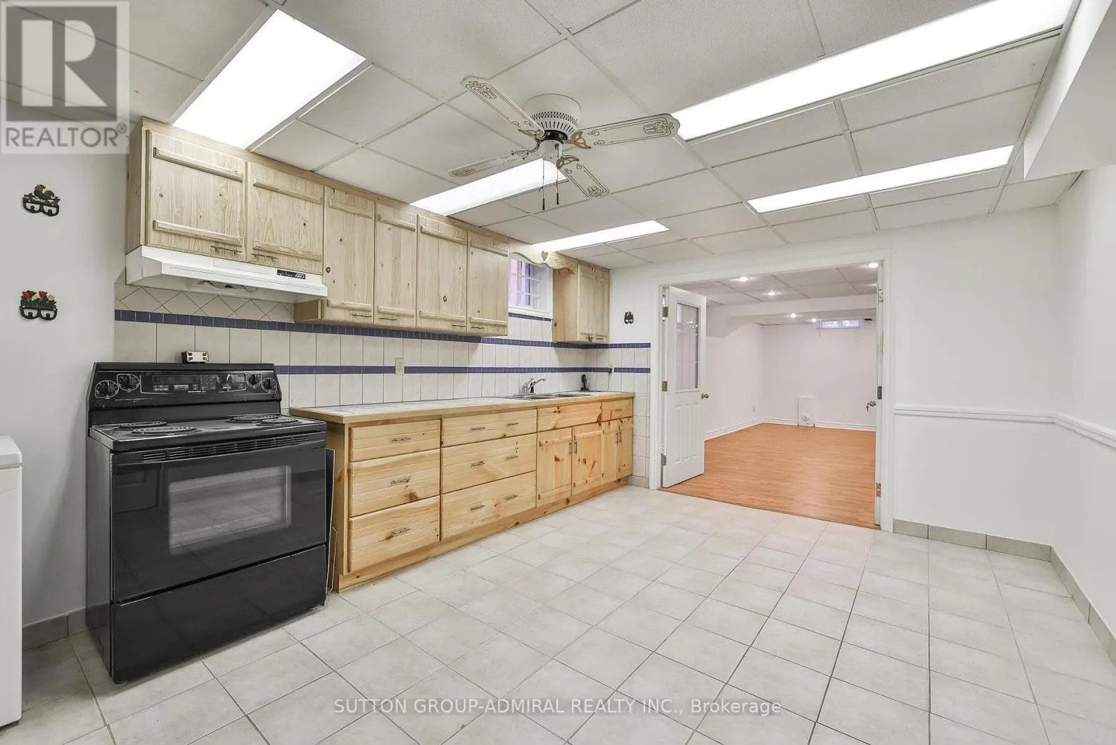 27 GREEN ACRES ROAD