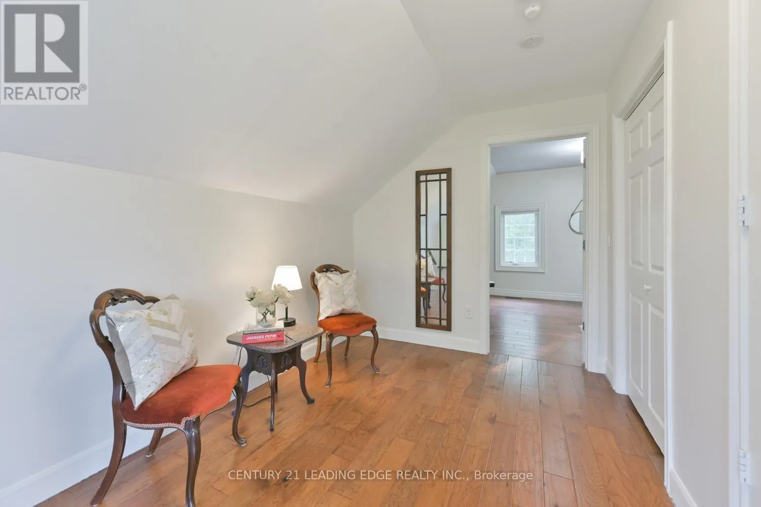 5845 AURORA ROAD