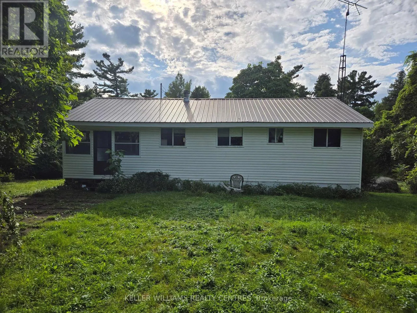 LOT 160 SNAKE ISLAND
