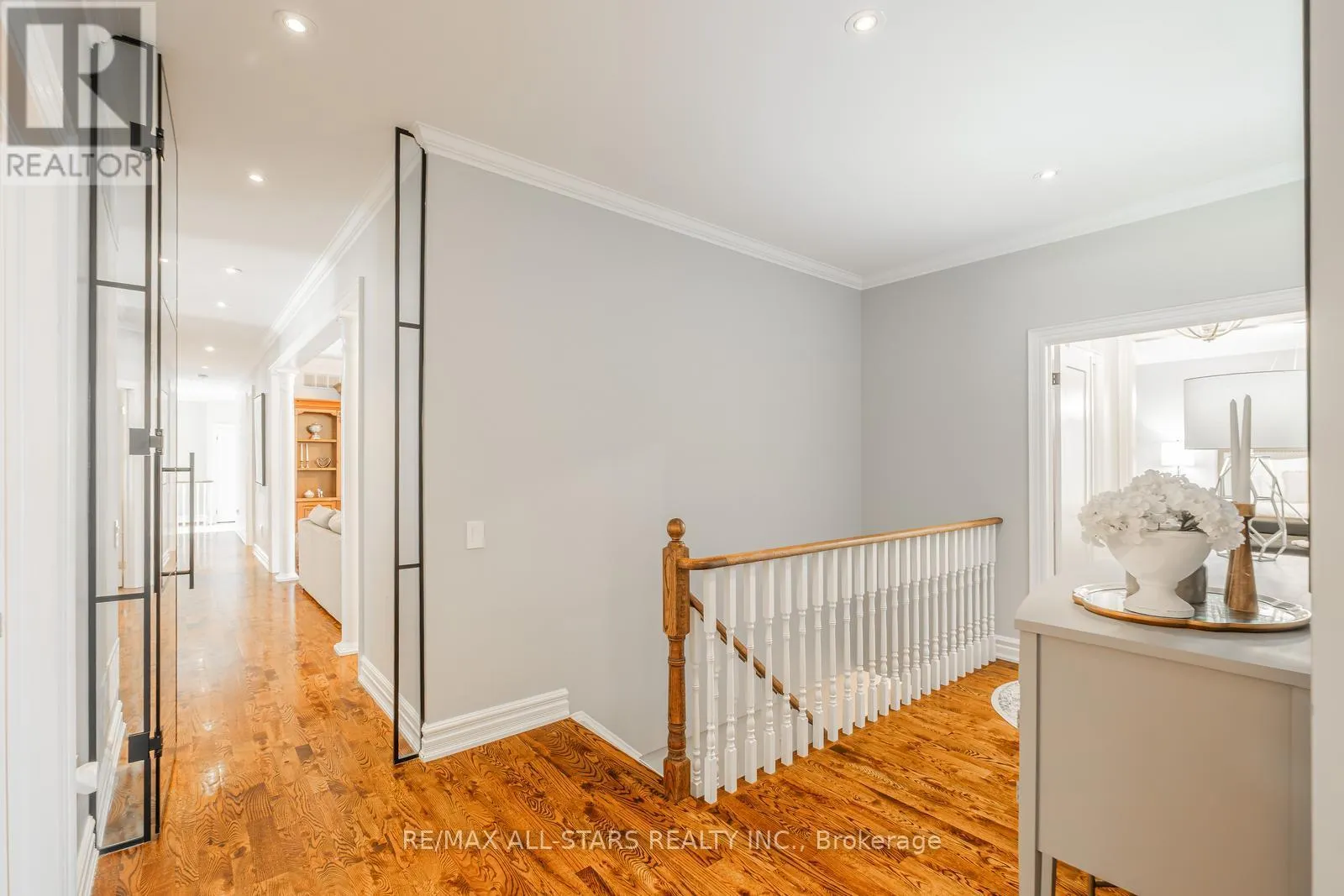 2 ROBERT GRAY ROAD