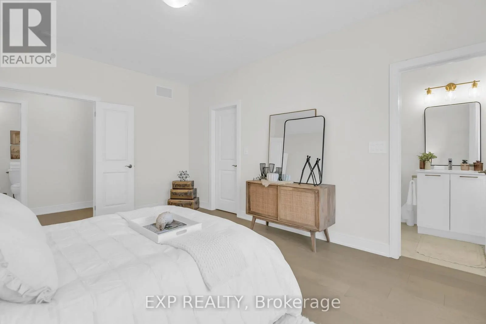 10 PALMIRA DRIVE