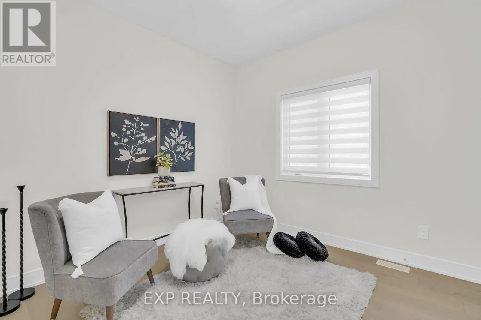 10 PALMIRA DRIVE