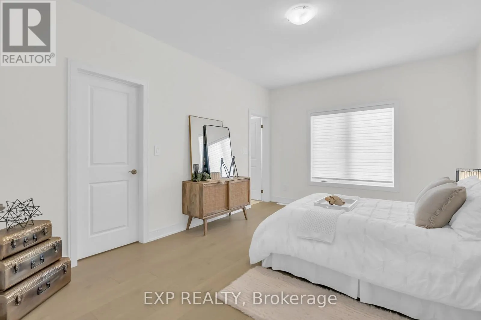 10 PALMIRA DRIVE