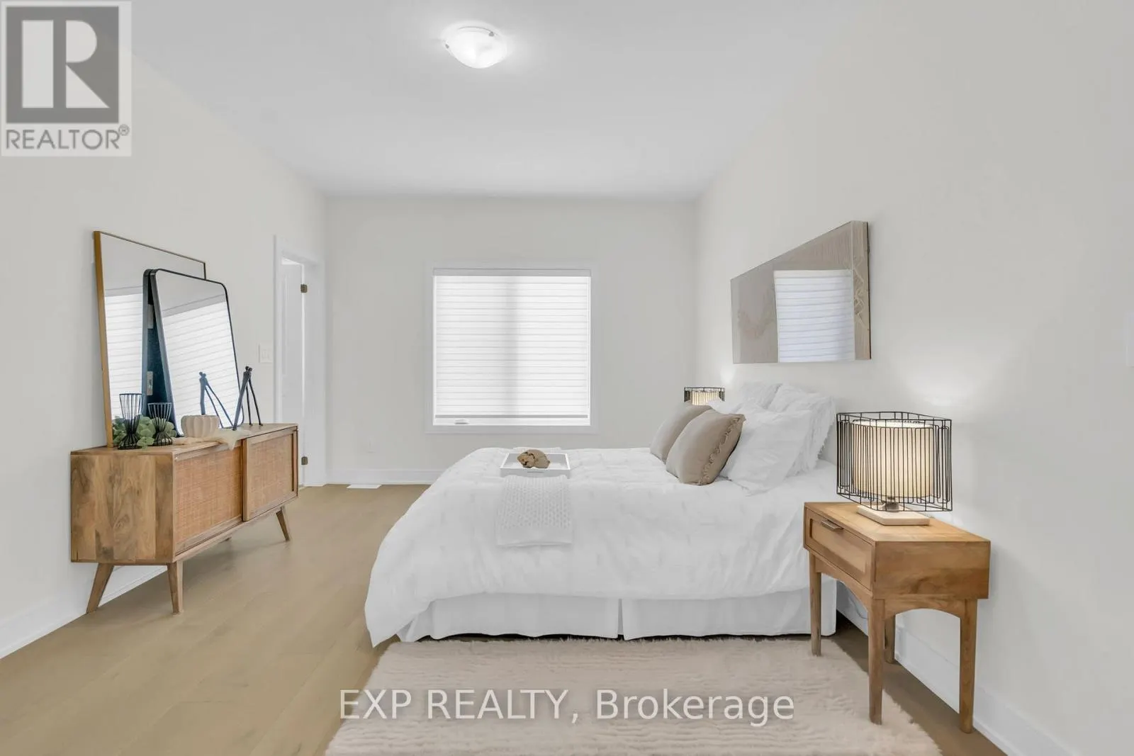 10 PALMIRA DRIVE