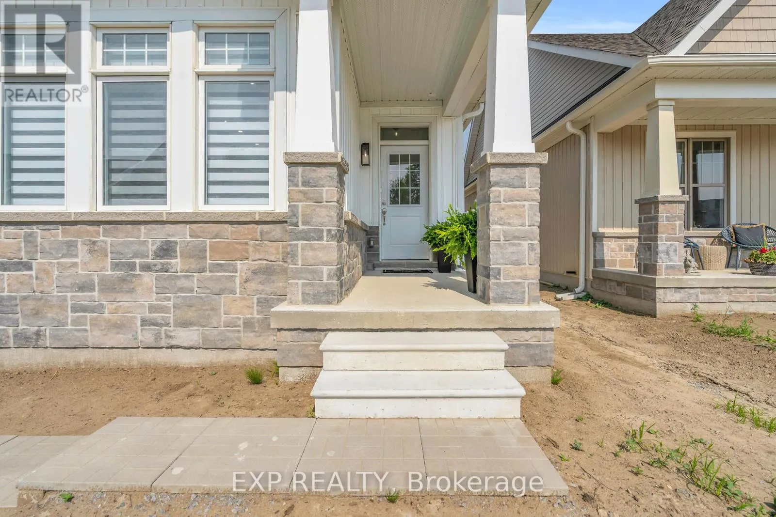 10 PALMIRA DRIVE